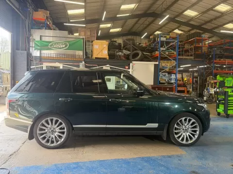 Fabulous spec Range Rover L450 came in for investigation due to leaking...