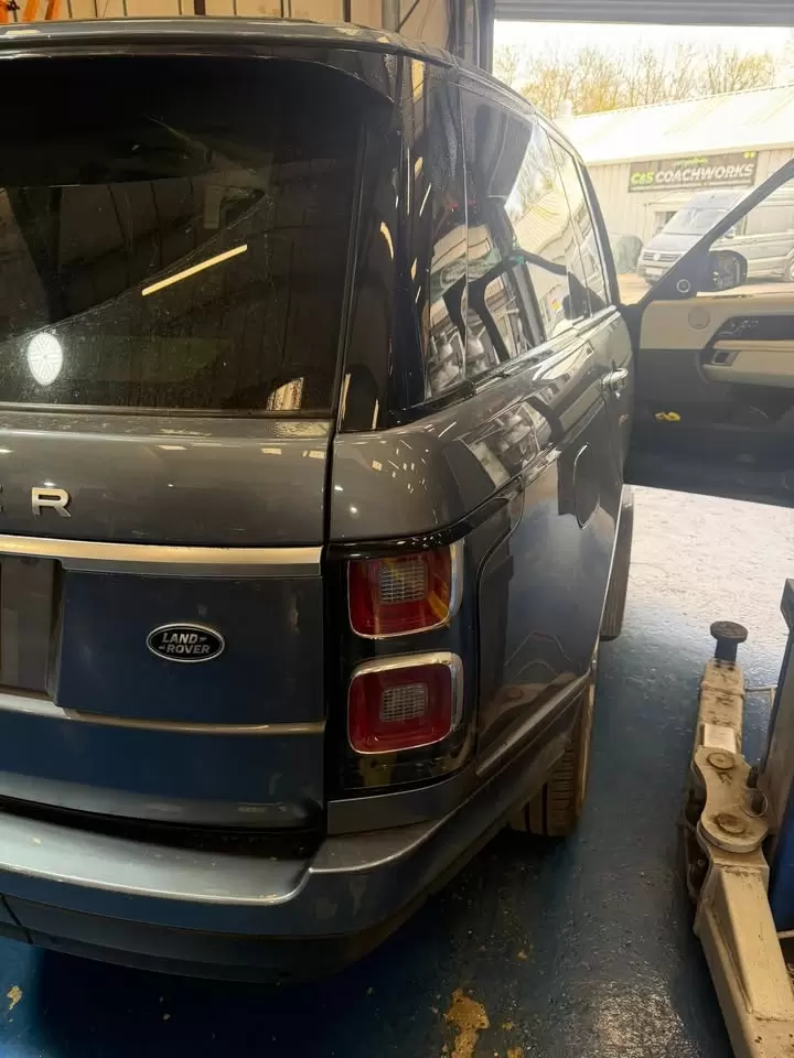 Range Rover L405 Suspension Workshop Record workshop photo 3