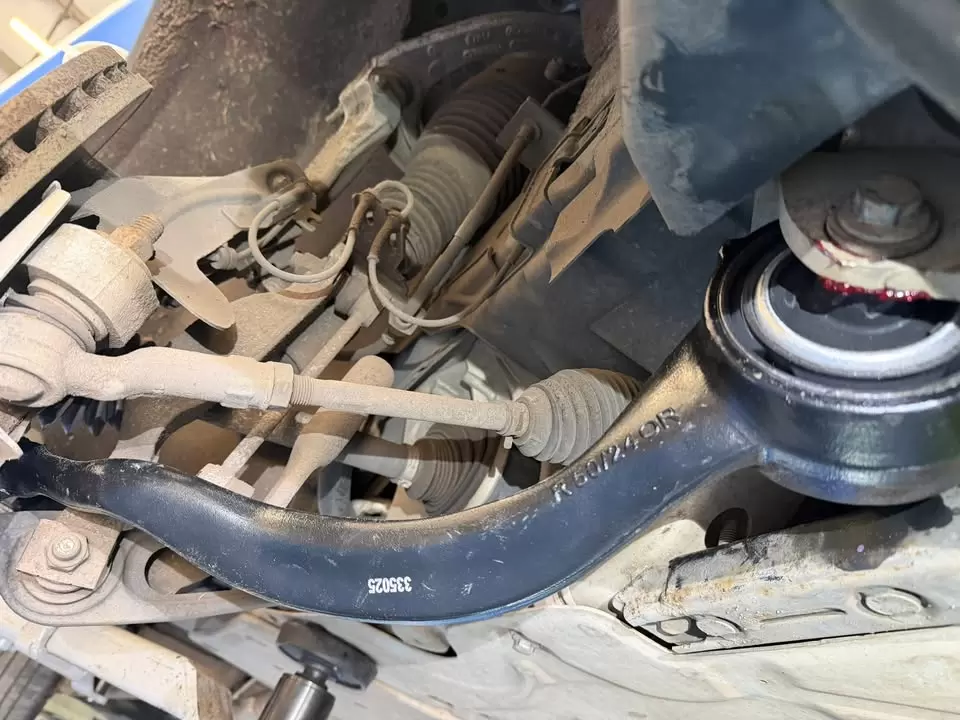 Range Rover L405 Suspension Workshop Record workshop photo 6