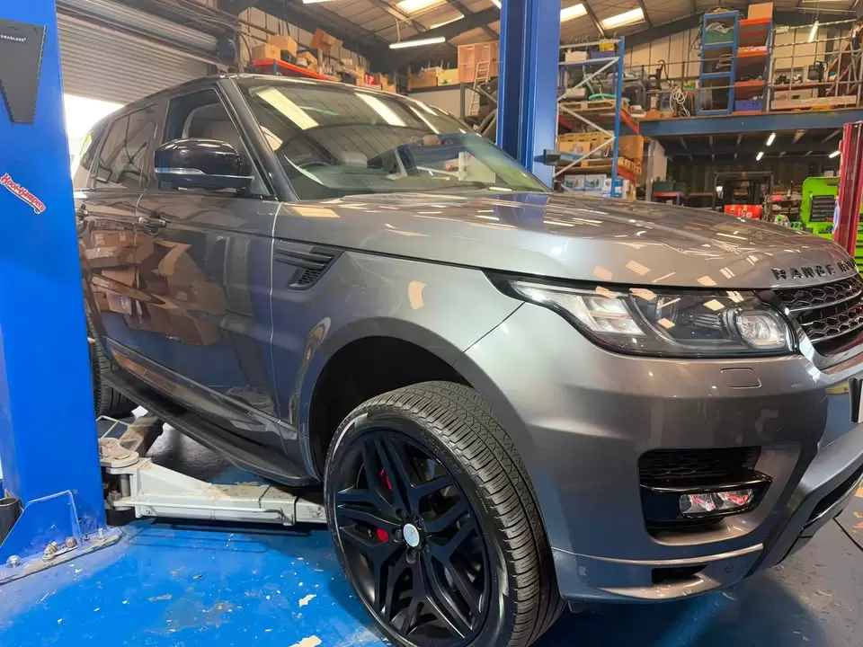 Range Rover Sport Fuel Tank Cradle Workshop Record workshop photo 11